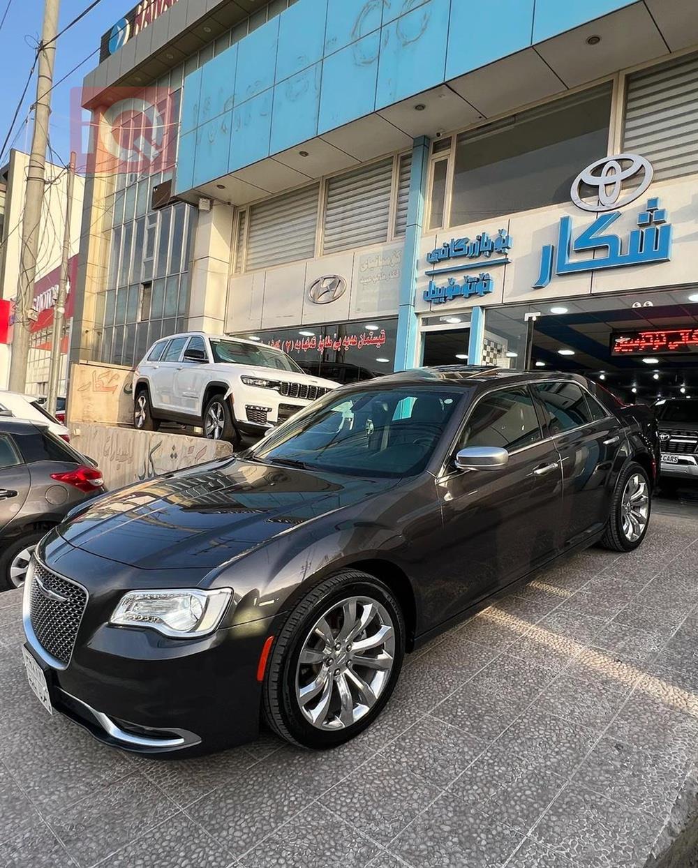 کرایسلەر 300